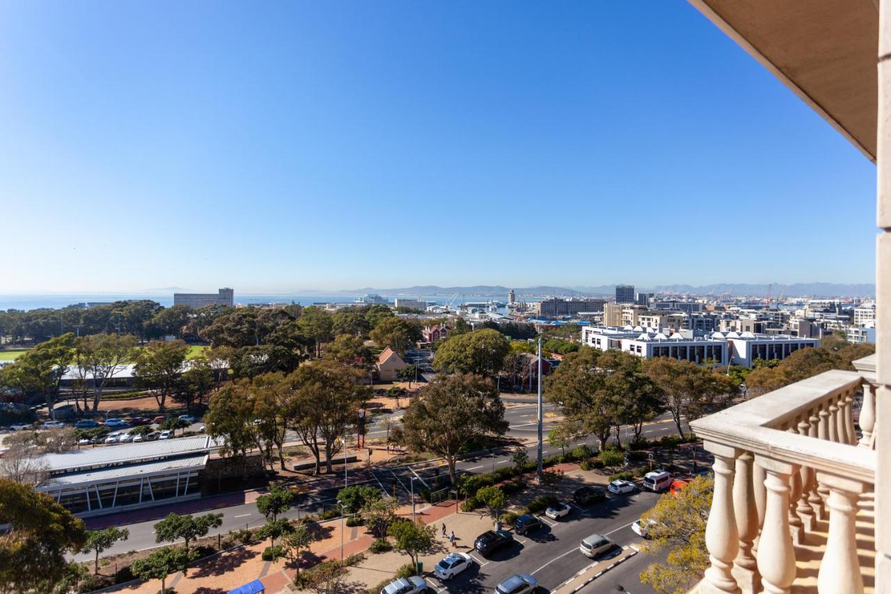 Cape Royale I Whosting Apartment Cape Town Exterior photo